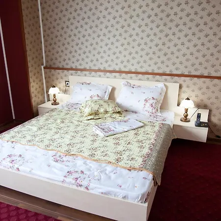 ホテル La Gil ブカレスト