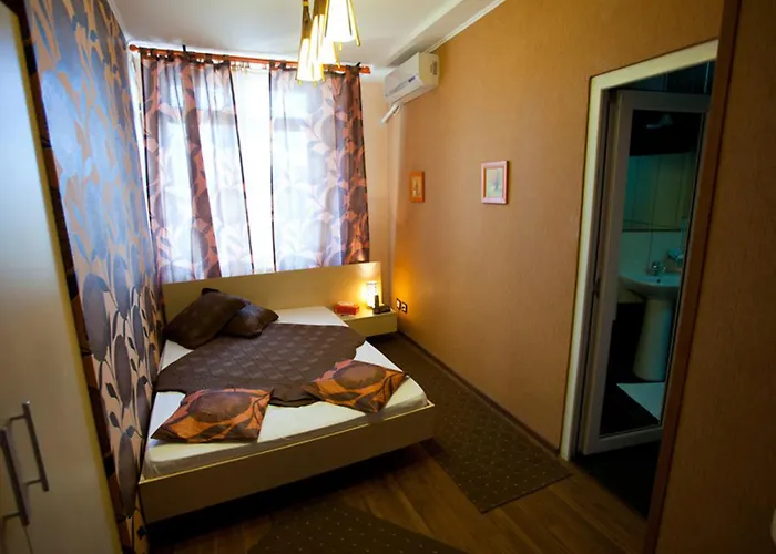 Hotel La Gil Boekarest